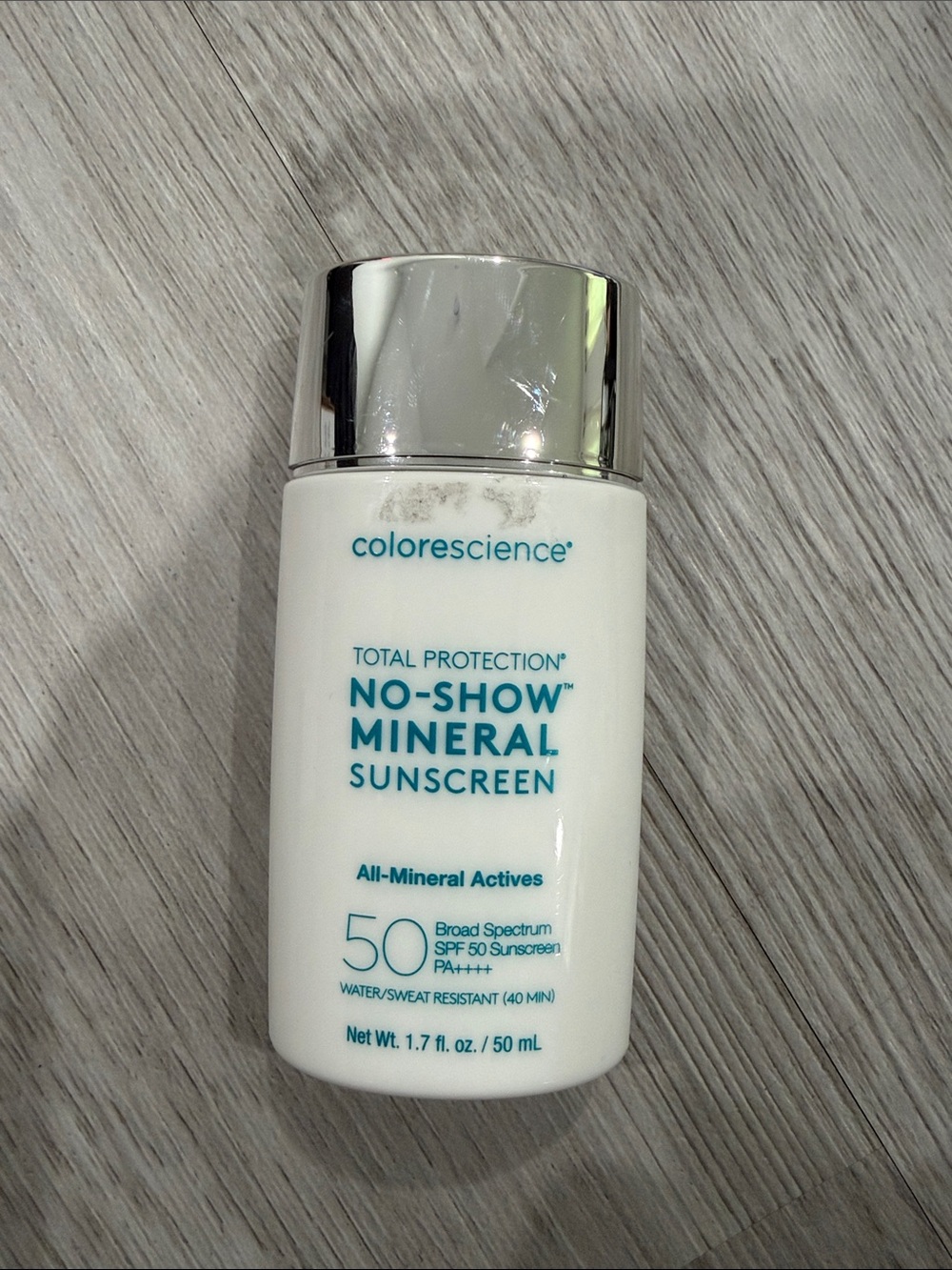 Colorscience No-Show Mineral Sunscreen SPF 50 - USED ONCE Exp 2028/02